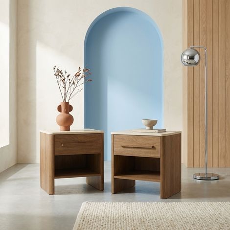 Lot de 2 tables de chevet décor bois noyer et effet travertin 1 tiroir - Aretha (1/5)
