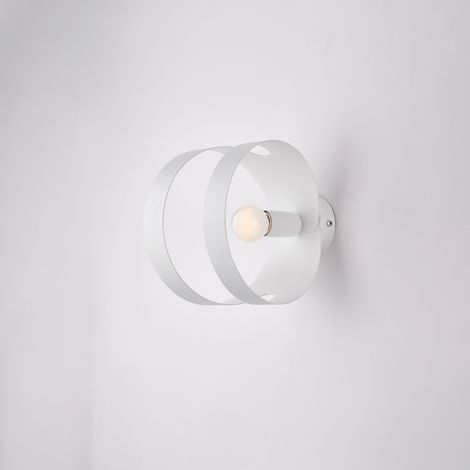 Applique in ferro laccato bianco con fascia tagliata a laser 1 luce H.19 - L.14 - P.22