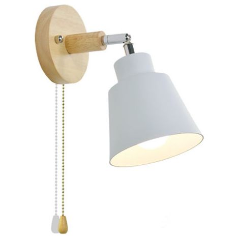 Applique murale moderne d'inspiration nordique en bois et métal blanc – Abat-jour orientable, interrupteur à tirette – Luminaire filaire idéal pour chambre, chambre d'enfant, couloir, bureau ou salon (1/3)