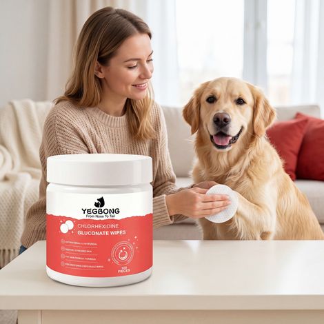 Lingettes pour animaux de compagnie pour le nettoyage quotidien des pattes et du pelage, élimination des odeurs, produits de nettoyage complets portables pour les sorties -- 100 PIÈCES (1/5)