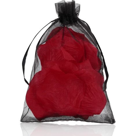 Rote Samtrosenblätter in einer schwarzen Tasche, romantisches Detail - Le Désir Einheitsgröße (universell) (1/4)