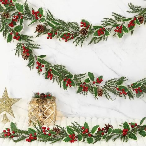 Künstliche Weihnachtsgirlande 2M mit Beeren und Tannenzapfen für Innen & Außen