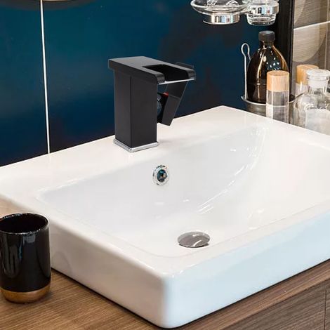 Robinet de salle de bain rétro en laiton antique avec commande d'eau chaude et froide, style européen, poignée unique, vasque mélangeur eau chaude/eau froide. (1/5)