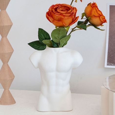 Vase décoratif en céramique représentant un homme musclé de style nordique, objet de décoration pour la maison. (1/5)