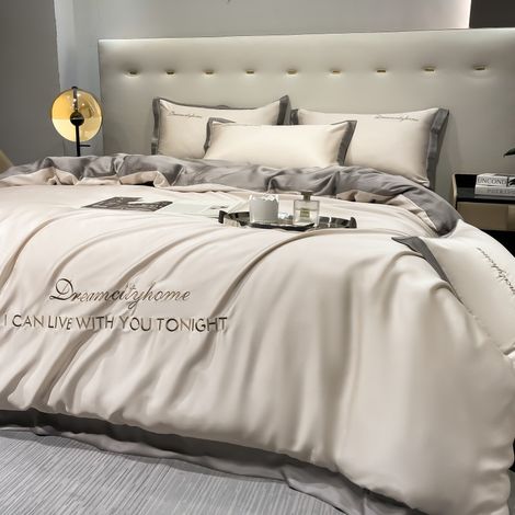 Parure de lit 4 pièces en soie glacée, style estival, texture douce et lisse, idéale pour dormir sans couverture, ensemble drap-housse et couette élégant (1/2)