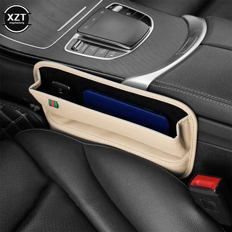 Organisateur de console centrale avant en similicuir beige pour téléphone, clés et petits objets, intérieur automobile. (1/5)