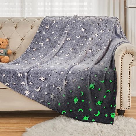 Plaid Polaire Phosphorescent 127 x 150 cm, Couverture Lumineuse en Molleton de Flanelle, Motif Étoiles Galactiques, Gris, Toute Saison pour Lit Enfants (1/5)