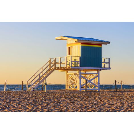 Tableau sur toile lifeguard plage en Normandie 45x65 cm - Impression sur Toile Murale Décorative - Image imprimée en HD sur Toile - Toile sur Châssis en Bois FSC - Fabriqué en France (1/4)
