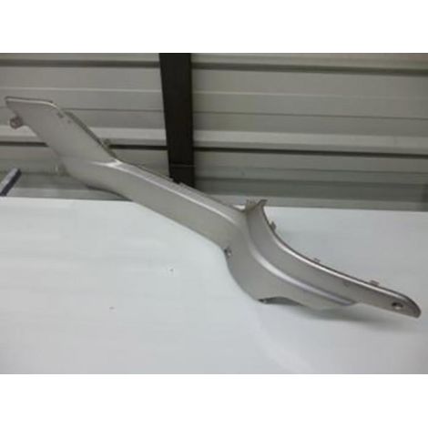 [PRODUIT D'OCCASION] Cache latéral gauche origine pour scooter Yamaha 300 Versity