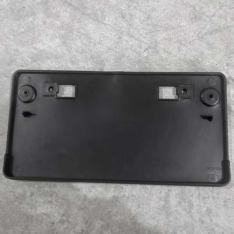 51128064049 is suitable for the rear license plate pad of 2014-2019 BMW 1 Series 1' F20 F20 Sport Edition. (1/4)