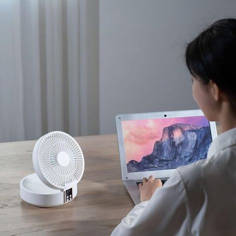 Extrem leistungsstarker, leiser Ventilator, tragbarer Tischventilator, USB-wiederaufladbarer Tischventilator, 1000-mAh-Akku, 120° drehbarer Tischventilator mit LED-Beleuchtung, Fernbedienung, 3 Geschw (1/5)