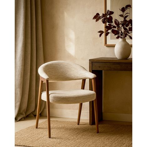 Chaise salle à manger en tissu beige texturé – Dossier incurvé, assise rembourrée – Piètement bois massif finition white wash (1/5)