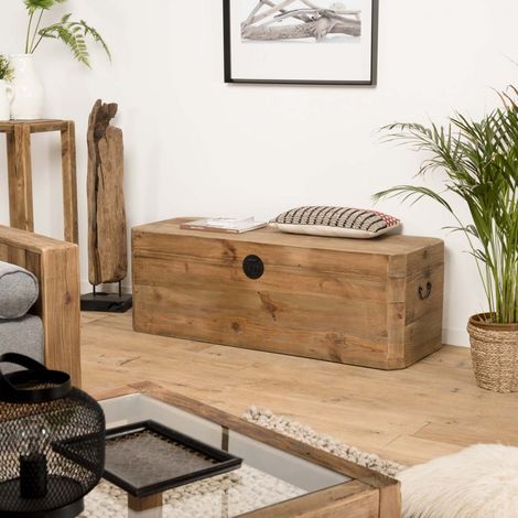 Macabane – Coffre de rangement en pin recyclé marron – Dimensions 130 x 48 x 45 cm – Poignées métal noir – Meuble monté (1/6)