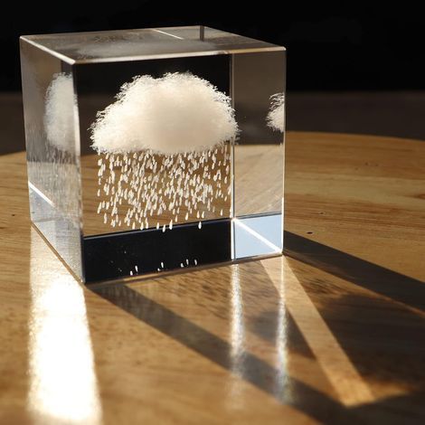 Cubes de cristal en forme de nuage de pluie 3D, décoration de chambre en papier, ville, figurine de pendule Feng Shui en verre K9 sculptée (pluie) (1/5)