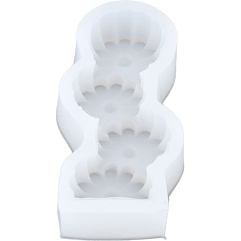 Easy-to-Unmold Food-Grade Silicone Candle for Valentine's Day, DIY Craft for Home Decor, Reusable Scented Candle [scene] (1/5)