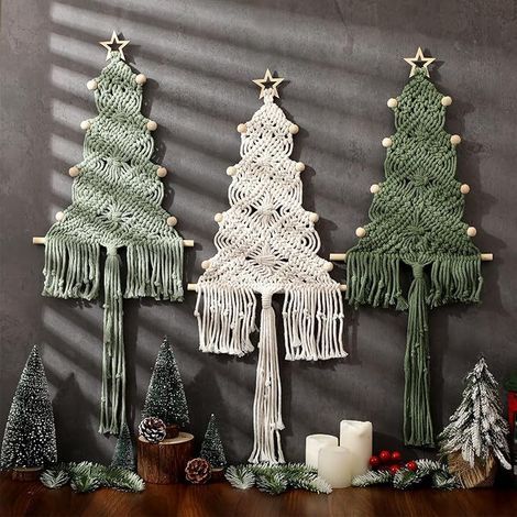 Set mit 3 großen Christbaumkugeln mit Pompons – Weihnachts- und Wanddekorationen im Bohème-Stil, Partyzubehör (Beige, Grasgrün, Dunkelgrün) (1/5)