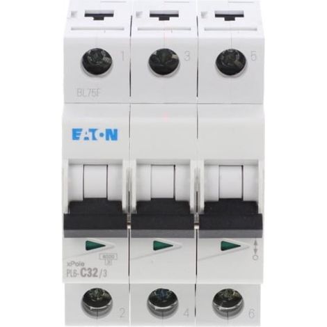 Interruttore automatico 3P C 32A 6kA AC PL6-C32/3 286604