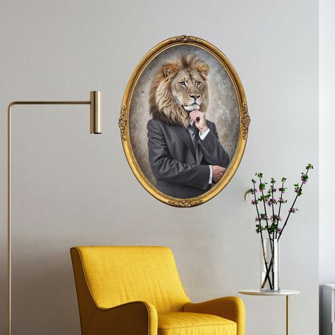 Sticker décoratif autocollant, portrait lion élégant costume, homme tête lion, cadre ovale doré, 68 cm X 48 cm (1/5)