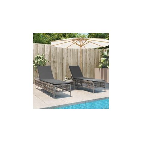 Chaises longues lot de 2 avec table gris résine tressée (1/5)
