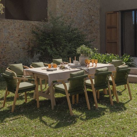 Set de mesa rectangular 200-260-320x100 cm extensible y 8 sillas de Jardín con reposabrazos en madera de acacia Dubai SKLUM (1/5)