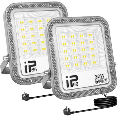 2 Pièces Projecteur d'extérieur 30W,Sécurité projecteur 3000 lumens avec prise, lampe de travail extérieure, 6000K éclairage extérieur blanc pour cour patio parking jardin,étanchéité IP66 (1/5)