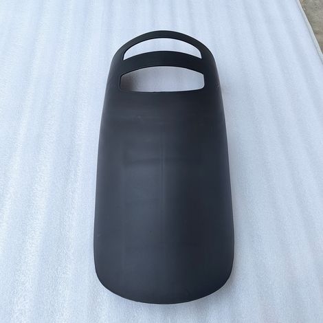 Suitable for modifying and extending the rear fender of the Napoleon 450 motorcycle. (1/3)