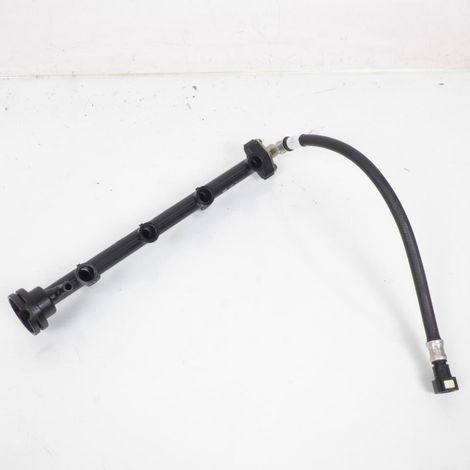 [PRODUIT D'OCCASION] Rampe d injection origine pour moto Triumph 600 Speed four 2007