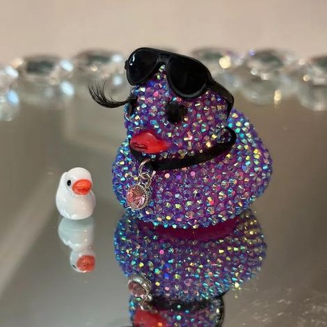 Canard En Caoutchouc - Décoration Pour Salle De Bain Et Tableau De Bord - Avec Strass - Violet - Lot De 1 (1/5)