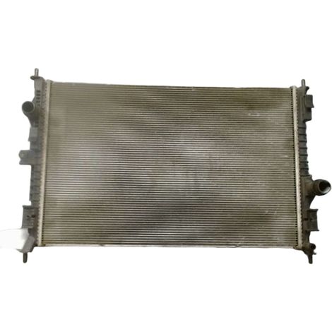 [PRODUIT D'OCCASION] Radiateur PEUGEOT 308 ♻️ Ref Oe. 9675747980 - Garantie à vie (1/4)
