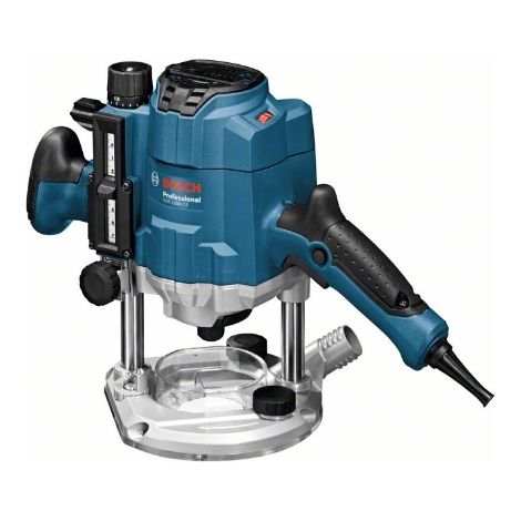 Router professionale GOF 1250 CE di Bosch in un set in una scatola
