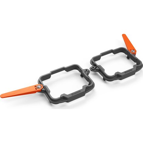 Husqvarna Automower® Radreiniger ✔ Unverzichtbares Zubehör zur Erhaltung der Traktion und Sauberkeit der Räder Ihres Mähroboters.
