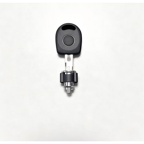 8L0857113 and 8L0857113A glove box lock cylinders are compatible with all Volkswagen and Audi models. (1/2)
