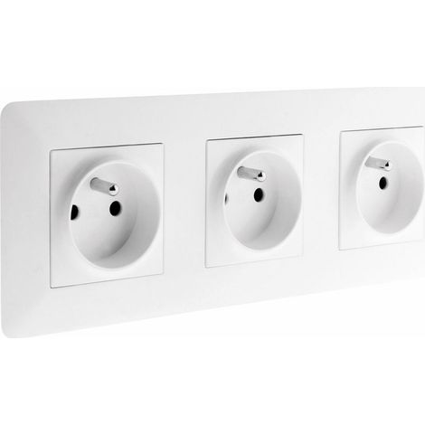 Triple prise précâblée 2P+T 16A - blanc - (1/5)