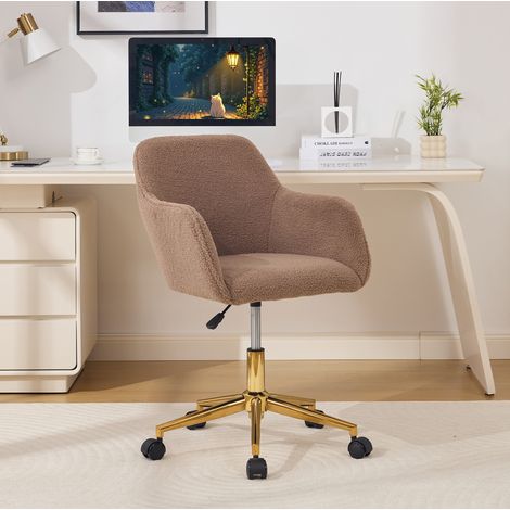 Sedia da ufficio girevole in tessuto Teddy marrone, altezza regolabile, base dorata, ruote antigraffio (1/5)