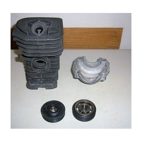 CILINDRO COMPLETO MOTOSEGA JONSERED RICAMBIO ORIGINALE 530008573 (1/2)