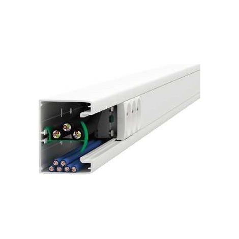 Schneider Electric – Goulotte pvc blanc polaire 75 x 55 mm – Longueur 2 m – SKU ISM10100 – Installation par vis – Norme IP40