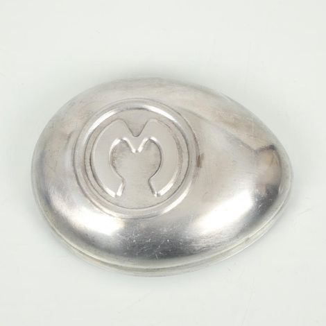 Linker Aluminiumdeckel für den Werkzeugkasten des Mobylette (1/5)