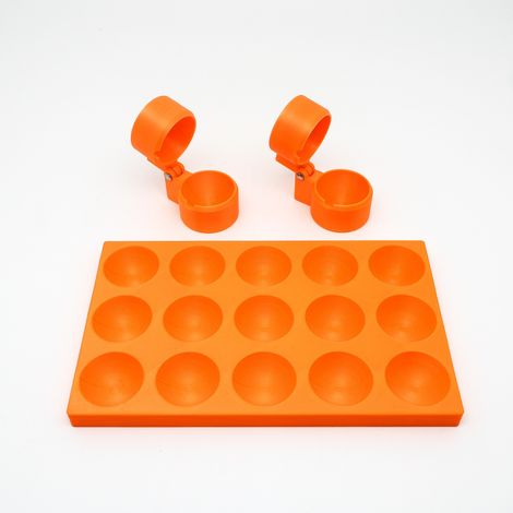 Neues Set mit runden Kuchenformen und Tablett (2 runde Kuchen + 1 Tablett)