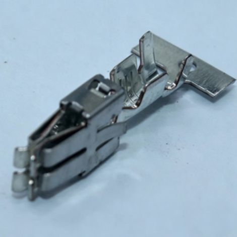 927837-1 Connecteur automobile, prise, borne de faisceau de câbles (1/4)