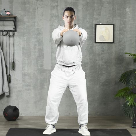 Kettlebell 4 kg en PVC et sable métallique pour entraînement des épaules et des biceps, 19x19x26 cm, gris. (1/5)