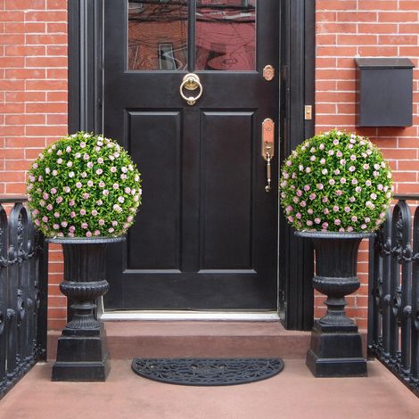 Pour jardin, porche ou restaurant, déco sans entretien avec 2 boules topiaires artificielles à fleurs roses (1/5)