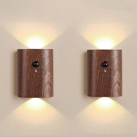 Lot de 2 lampes d'escalier en bois avec détecteur de mouvement - Rechargeables - Bois de sapelli - Applique murale LED blanc chaud 2700K - Fixation sans fil - Convient pour couloir, chambre et escalie (1/5)