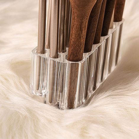 Porte-pinceaux de maquillage transparent à 26 trous : boîte de rangement pour crayons à sourcils et eye-liner, organisateur et présentoir pour coiffeuse. (1/5)