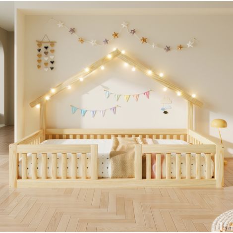 90x200 cm aus Holz mit Rausfallschutz, Hausbett mit LED-Lichterkette, Bodenbett mit Sicherheitsgitter, Natur (1/5)