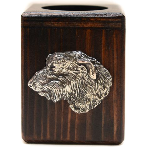 Lévrier irlandais I - bougeoir en bois représentant un chien, un souvenir unique après la perte d'un compagnon à quatre pattes, fabriqué artisanalement par Art-Dog (1/5)