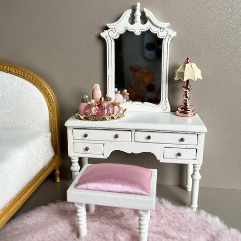 Ensemble de 3 meubles miniatures pour maison de poupée à l'échelle 1/12 : coiffeuse, miroir et tabouret (PalaKo) (1/5)