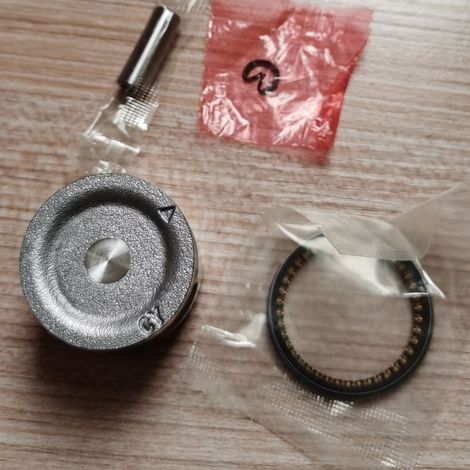 Kit piston GX35 140F Ensemble piston 39 MM, comprenant segments de piston, réparation de compression, convient aux moteurs Honda GX35/140F. (1/4)