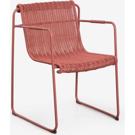 Set di 2 sedie da giardino impilabili con braccioli in rattan sintetico e acciaio Revia SKLUM            