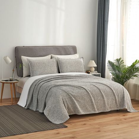 Couverture Tricotée - 60 x 80 Pouces - Double Face Jersey et Peluche - 1 Houssede Coussin Incluse - Noir Blanc (1/5)