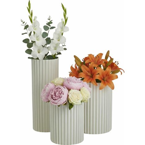 Set di 3 vasi RIBS color crema, dal design moderno.